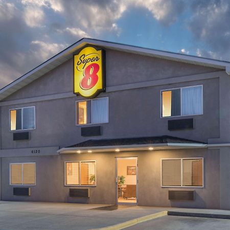 Super 8 By Wyndham Fountain Hotel Exterior foto
